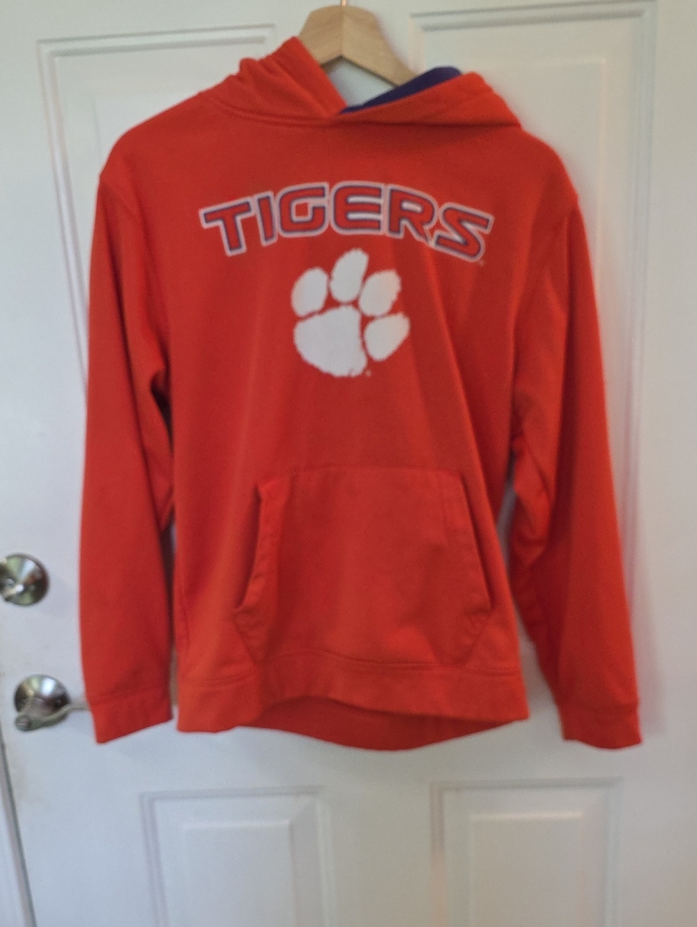Colosseum Orange Kids Hooded Sweatshirt with 'TIGERS' Paw Graphic